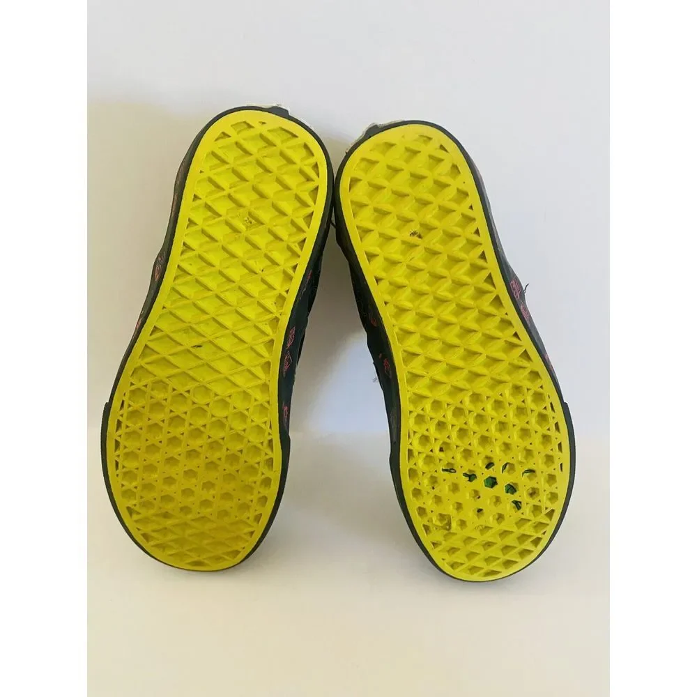 VANS X Disney Slip On Classic Nightmare Christmas Oogie Boogie Shoes 4.0 5.5 Glo - Picture 7 of 10